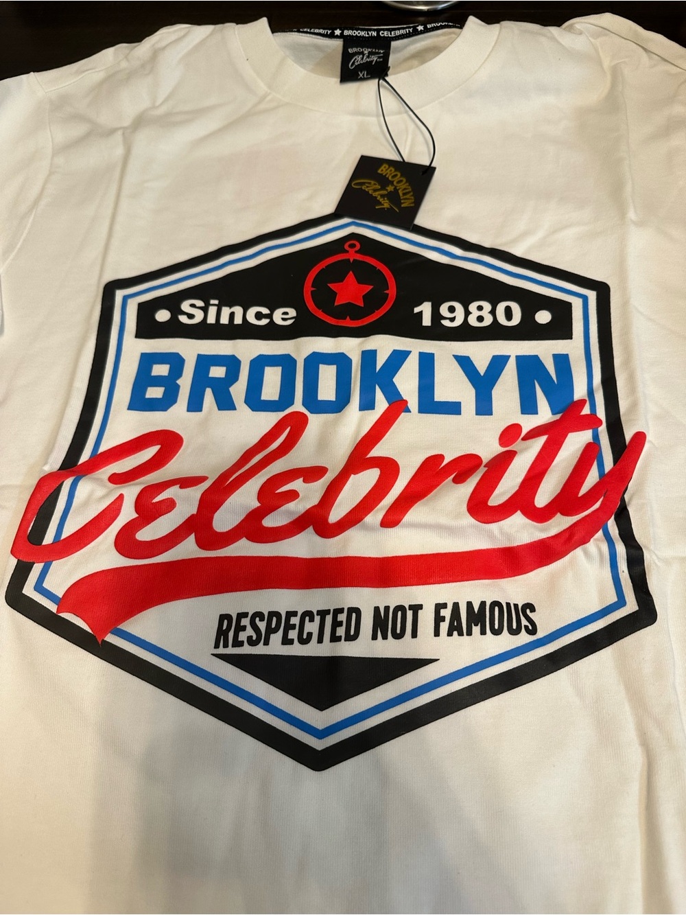 Brooklyn Celebrity Short-Sleeve Graphic Tee - White with Blue & Red
